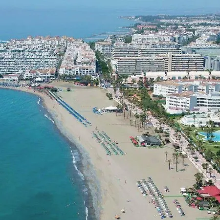 Banus Boutique Muelle Del Ribera