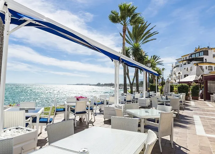 Banus Boutique Muelle Del Ribera